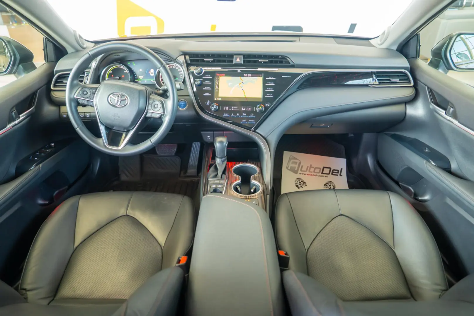 Toyota Camry 2.5 Hybrid e-CVT