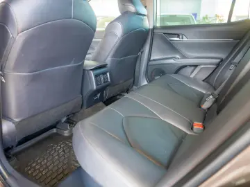 Toyota Camry 2.5 Hybrid e-CVT