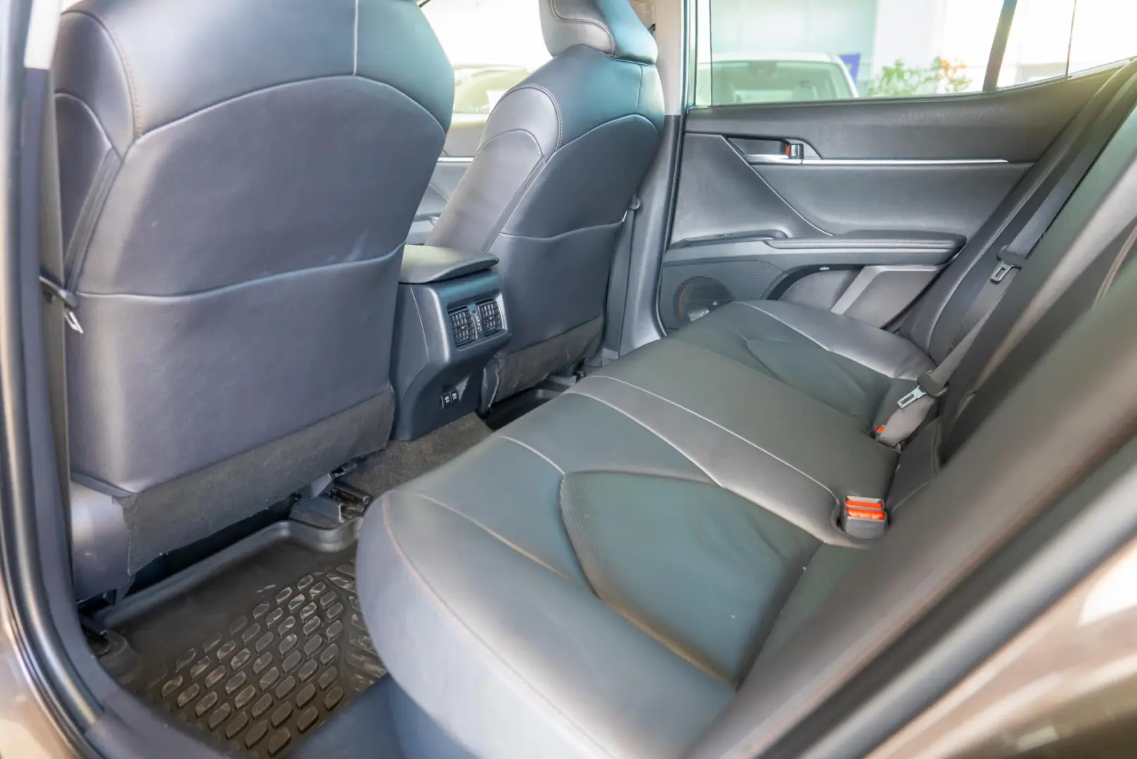 Toyota Camry 2.5 Hybrid e-CVT