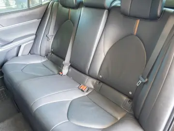 Toyota Camry 2.5 Hybrid e-CVT