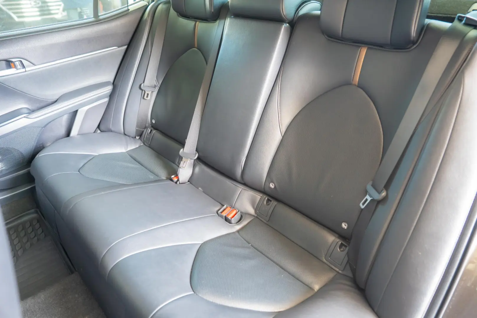 Toyota Camry 2.5 Hybrid e-CVT