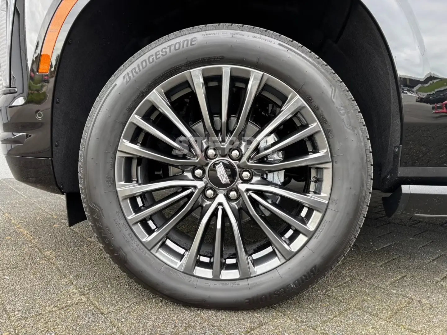Cadillac Escalade FACELIFT MY25 6.2 V8 ESV Sport