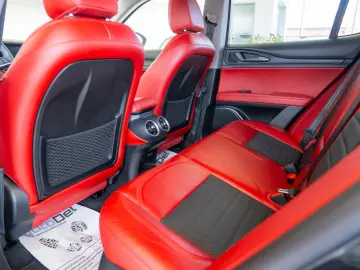 Alfa Romeo Stelvio 2.2d Automat