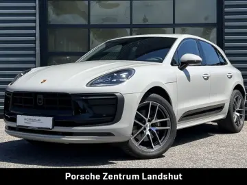 Macan Panorama Dachsystem BOSE Surround