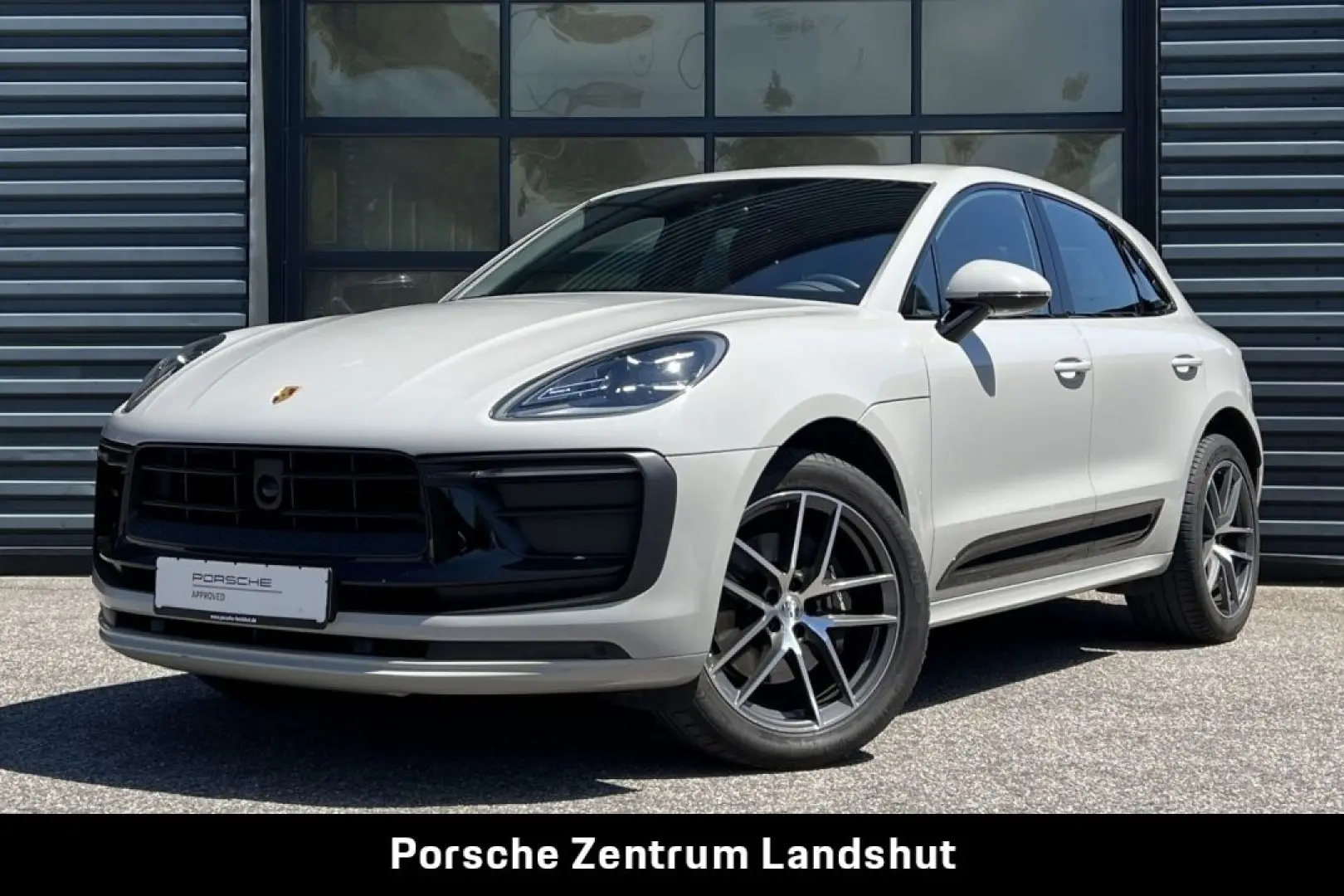 Macan | Panorama Dachsystem | BOSE Surround |