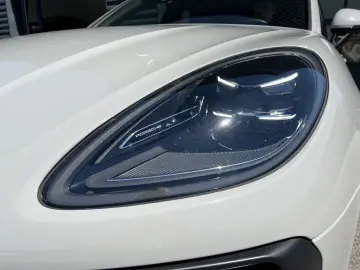 Macan | Panorama Dachsystem | BOSE Surround |
