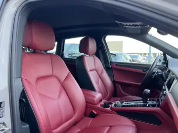 Macan | Panorama Dachsystem | BOSE Surround |