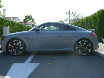 Audi TT RS