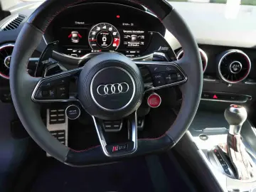 Audi TT RS