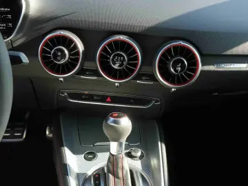 Audi TT RS