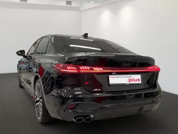 Audi A5 Lim. 2.0 TDI quattro *AHK*PANO*HEAD-U