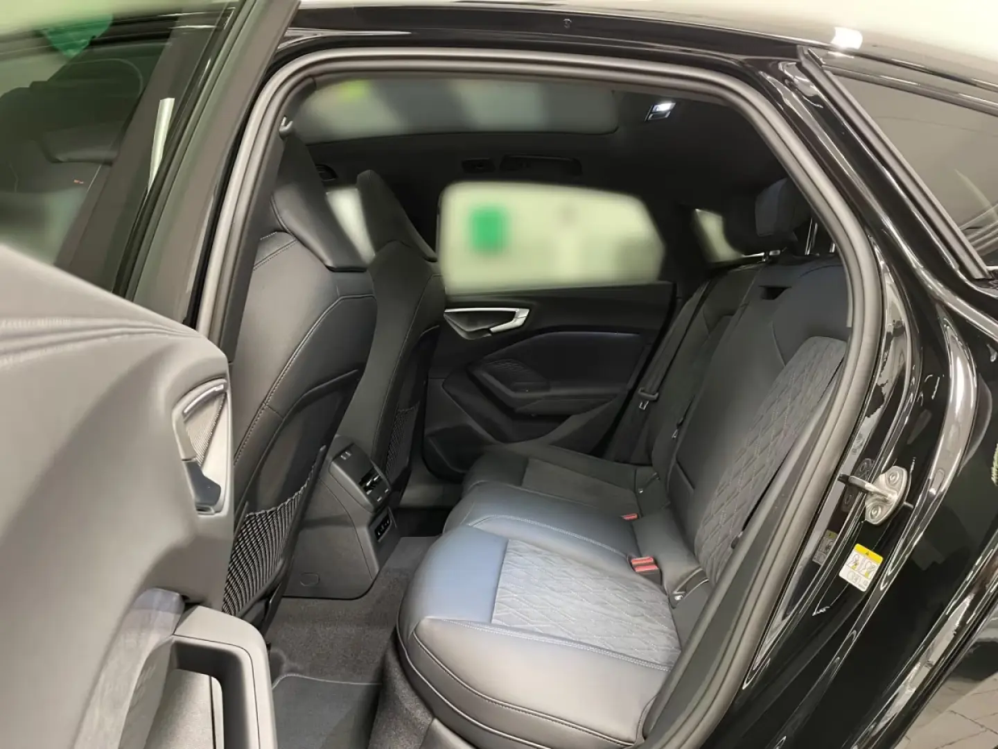 Audi A5 Lim. 2.0 TDI quattro *AHK*PANO*HEAD-U