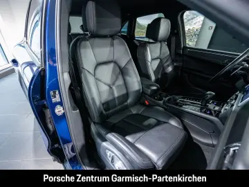 Macan Rückfahrkam. StandHZG Memory Sitze