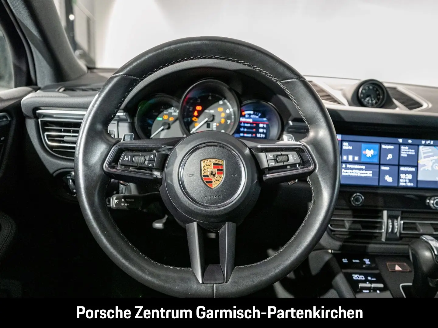 Macan Rückfahrkam. StandHZG Memory Sitze