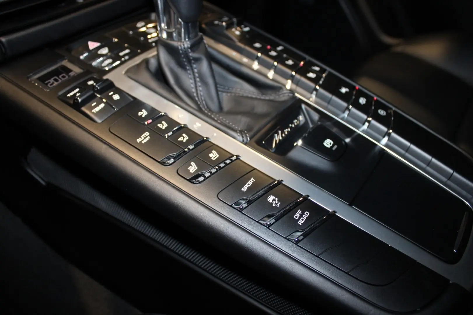 MACAN S *SPORT-DESIGN* + EXKLUSIV + 21