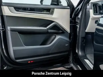 Cayenne E-Hybrid Coupe 22Zoll InnoDrive Bose Luf