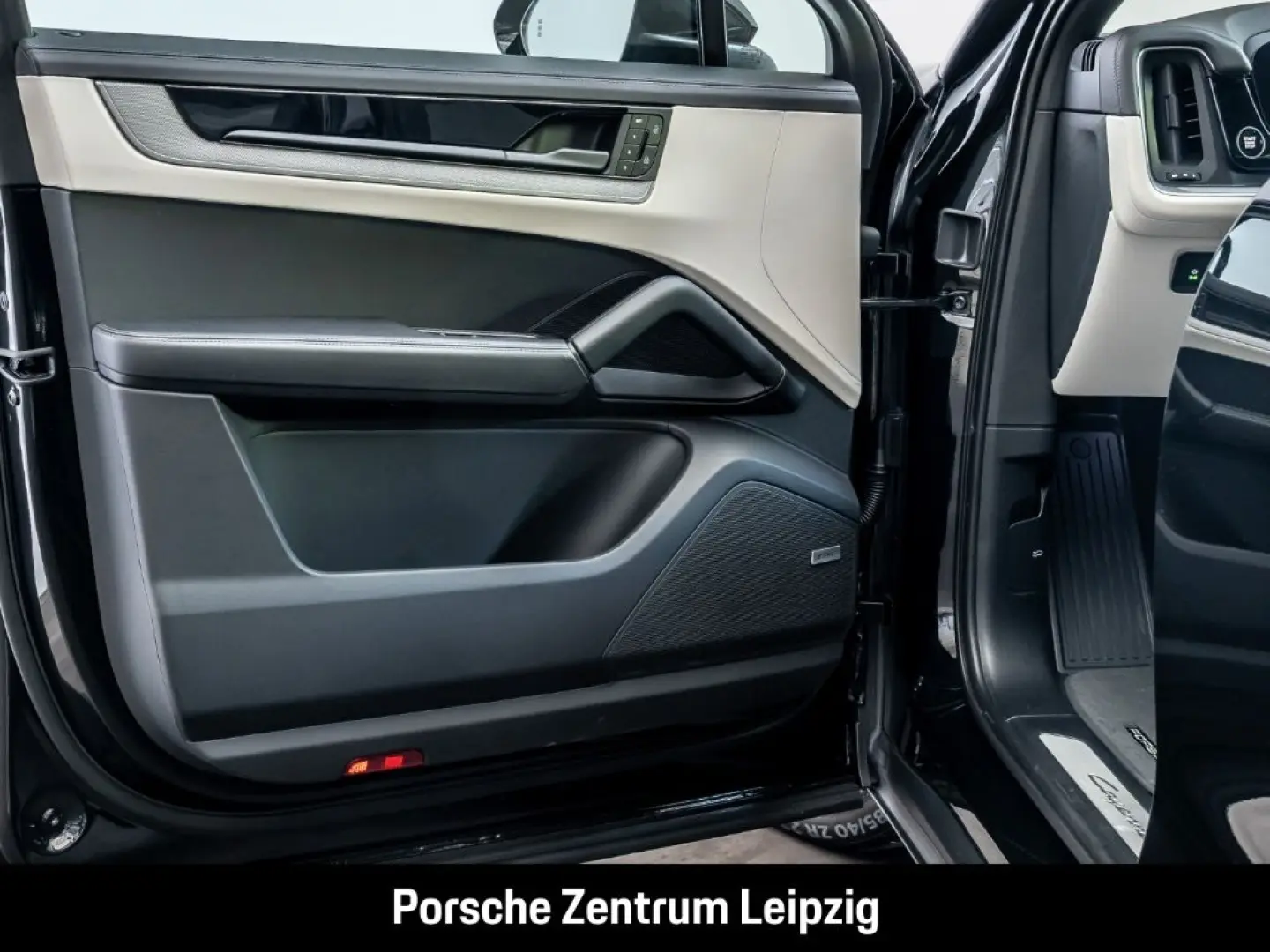 Cayenne E-Hybrid Coupe 22Zoll InnoDrive Bose Luf