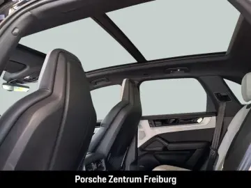 Cayenne E-Hybrid BOSE Sportabgasanlage Panorama