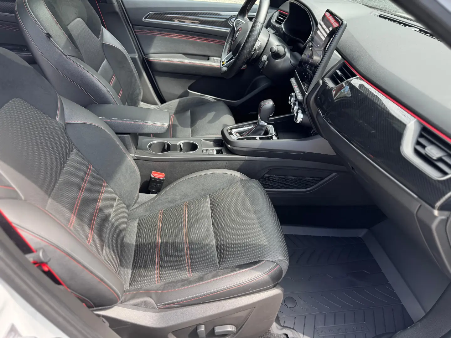 Renault Arkana 2023 1.3-160cp  MILD HYBRID