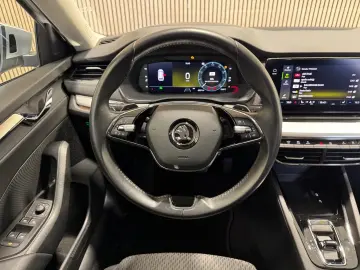 Octavia 2.0 TDI DSG Style SHZ|virt.Cock.|HuD|LED