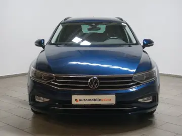 Passat 2.0TDI DSG Business Virtual AHK Navi