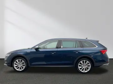 Octavia Combi SCOUT 2.0 TDI 4x4 CarPlay Matrix