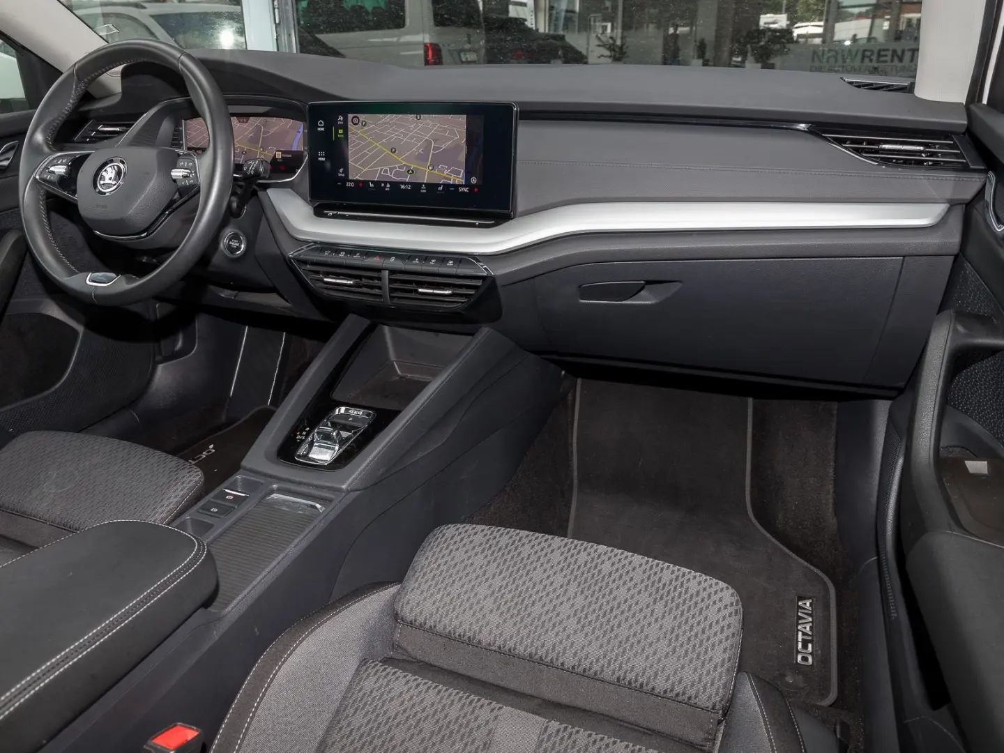 Octavia Combi 2.0 TDI DSG 4x4 AMBITION AHK NAVI