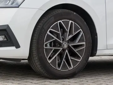 Octavia Combi 2.0 TDI DSG 4x4 AMBITION AHK NAVI