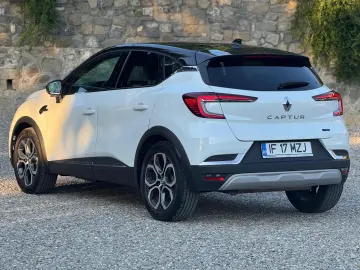 Renault Captur 2024 1.6-145cp Hybrid