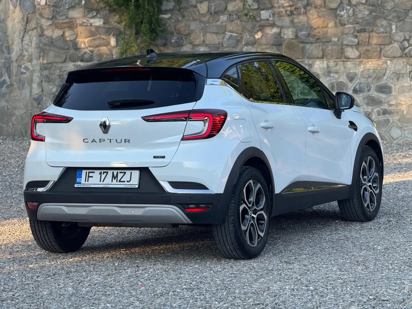 Renault Captur 2024 1.6-145cp Hybrid