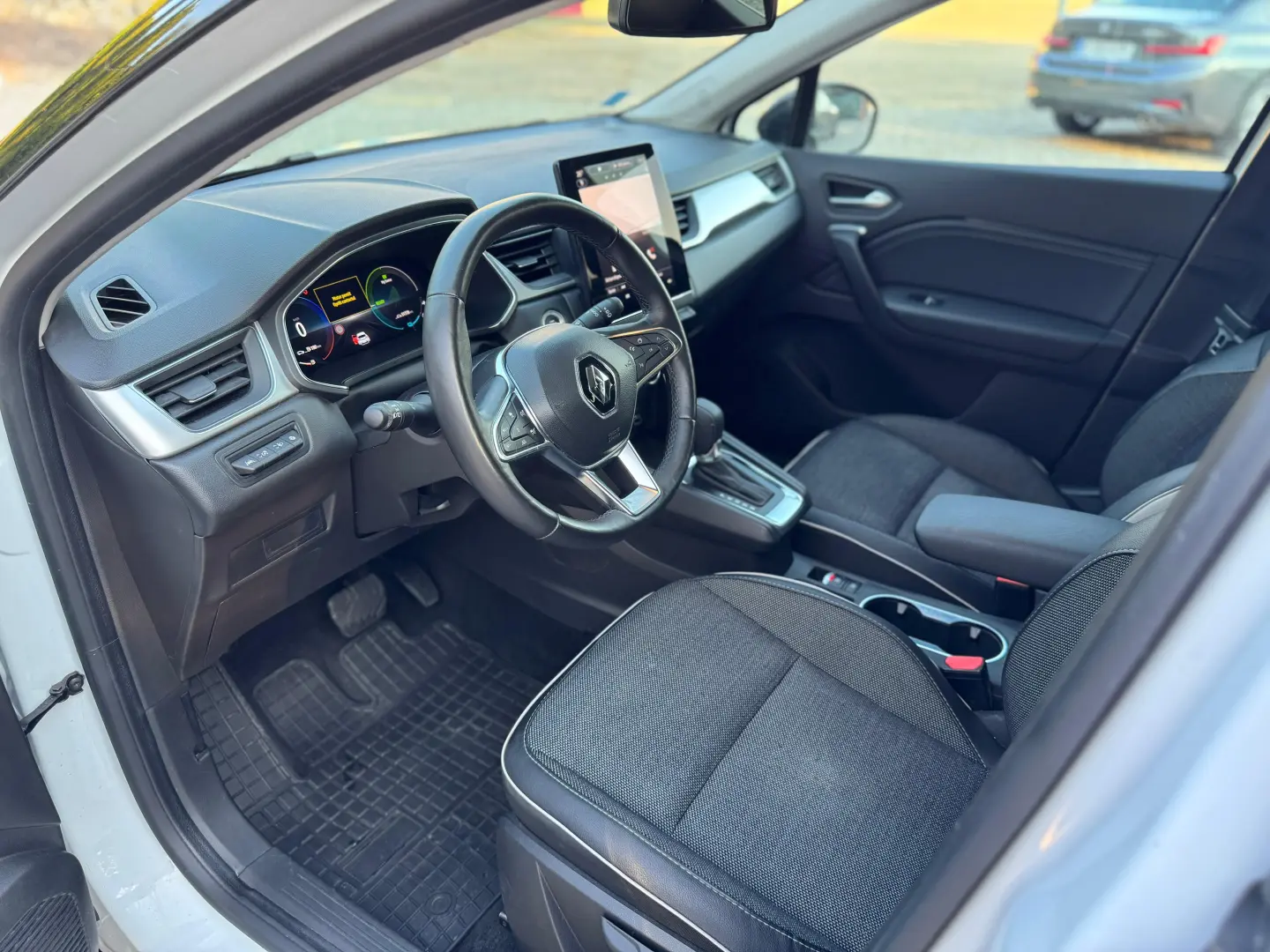 Renault Captur 2024 1.6-145cp Hybrid
