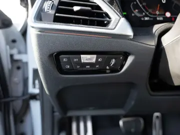 420i Coupe M-Sport LASER LED NAVI KAMERA SHZ PDC