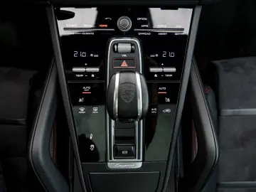 Porsche Cayenne GTS