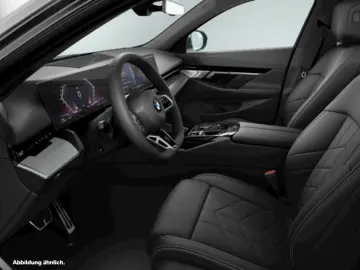 520i M Sport|19