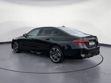 520i M Sportpaket Aktive Geschw. Head Up Komfort