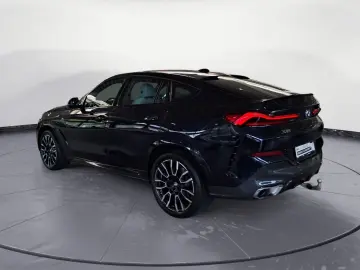 X6 xDrive30d M Sport AHK H&K Inconic Glow