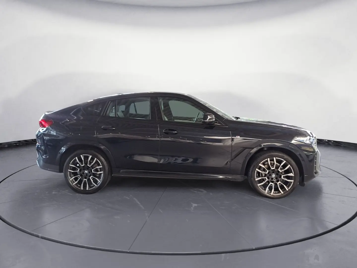 X6 xDrive30d M Sport AHK H&K Inconic Glow