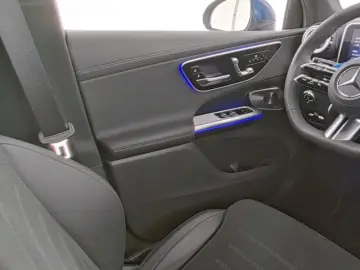 GLC 300 d 4M Cp AMG Premium Burm AHK Pano