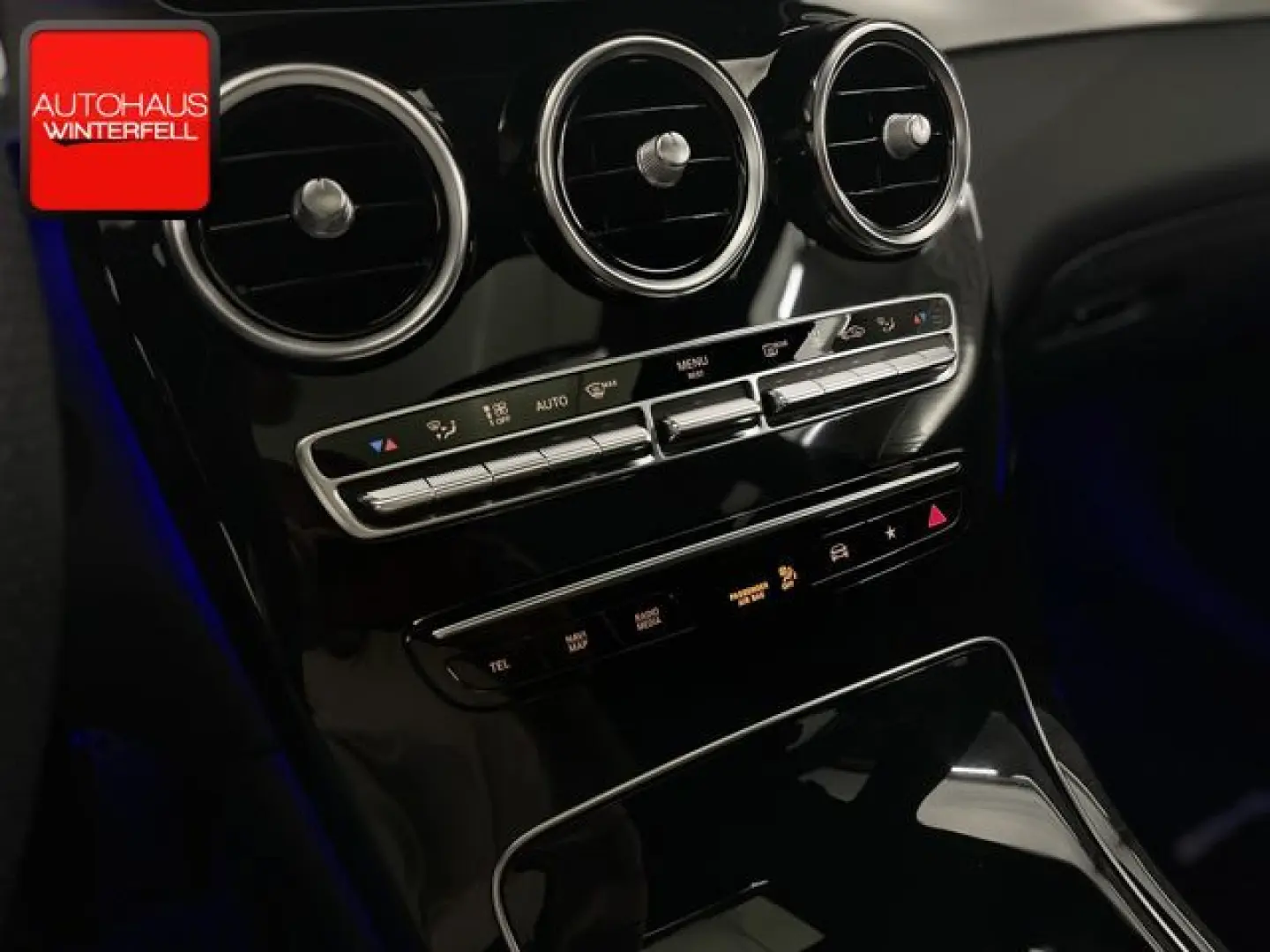 GLC 300 e 4M COUPE AMG NIGHT ESD+SITZKLIMA+MEMO+