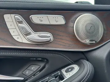 GLC 300 de 4 Matic*VOLLAUSSTATTUNG*PANO*SITZBELÜ