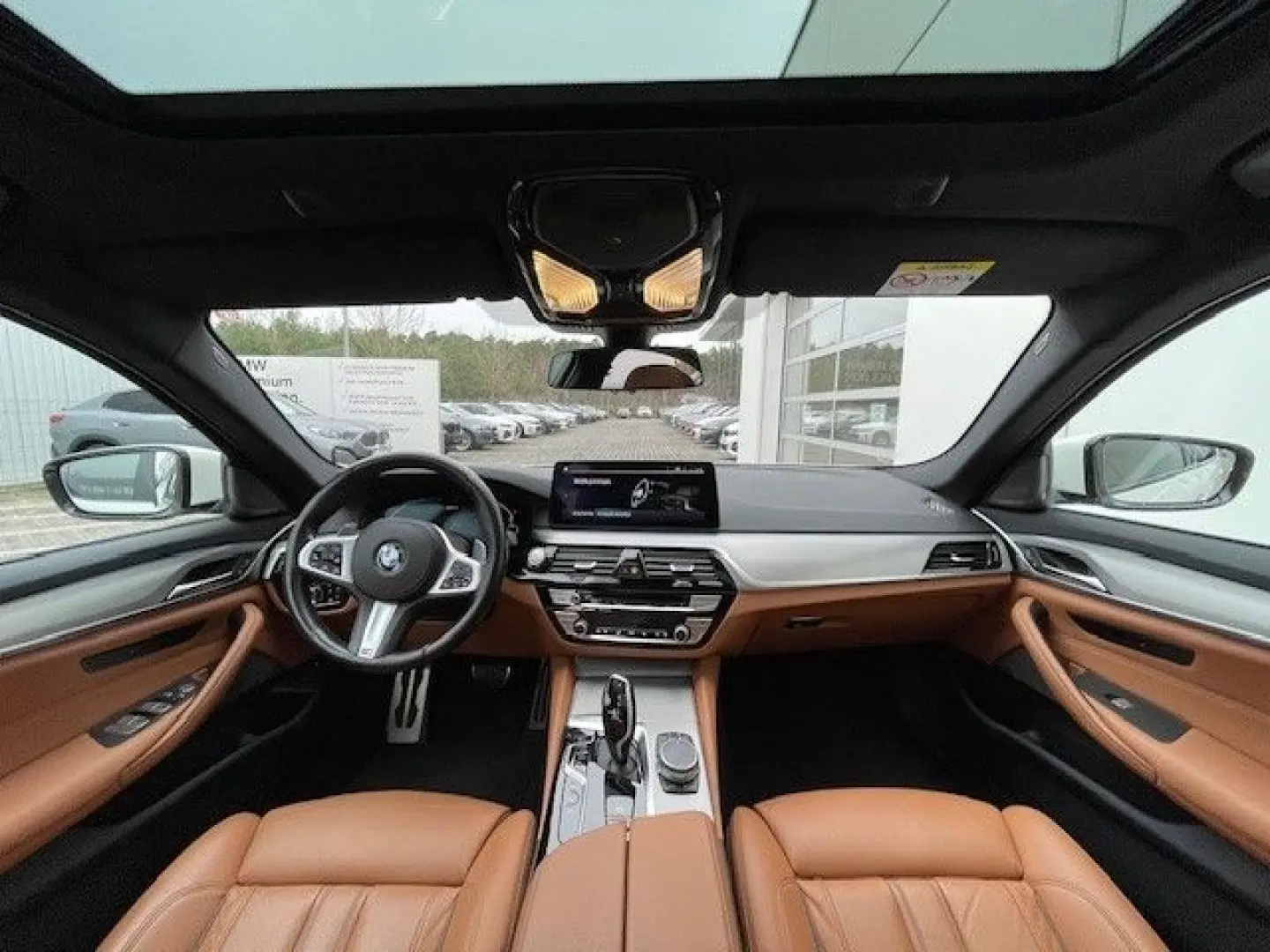 545 e Lim xDrive M-Sport AHK PANO H/K HUD Parkas