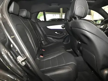 GLC 300 de 4M Coupé AMG Line AHK Distr SHD Kamer
