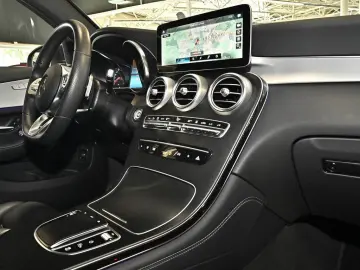 GLC 300 de 4M Coupé AMG Line AHK Distr SHD Kamer