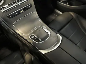 GLC 300 de 4M Coupé AMG Line AHK Distr SHD Kamer