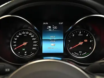 GLC 300 de 4M Coupé AMG Line AHK Distr SHD Kamer