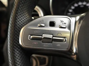 GLC 300 de 4M Coupé AMG Line AHK Distr SHD Kamer