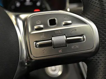GLC 300 de 4M Coupé AMG Line AHK Distr SHD Kamer
