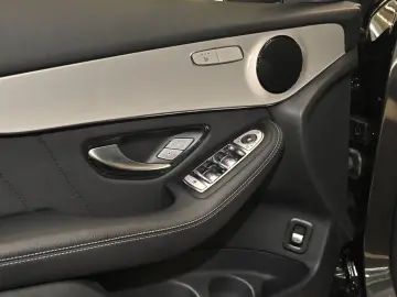 GLC 300 de 4M Coupé AMG Line AHK Distr SHD Kamer
