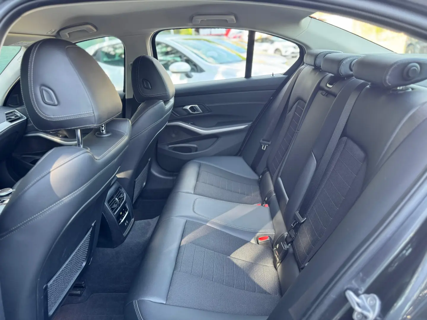 BMW Seria 3 320d xDrive MHEV