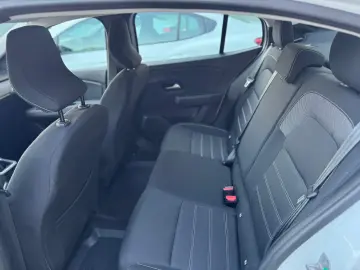 Dacia Logan 2022 1.0 Tce 90